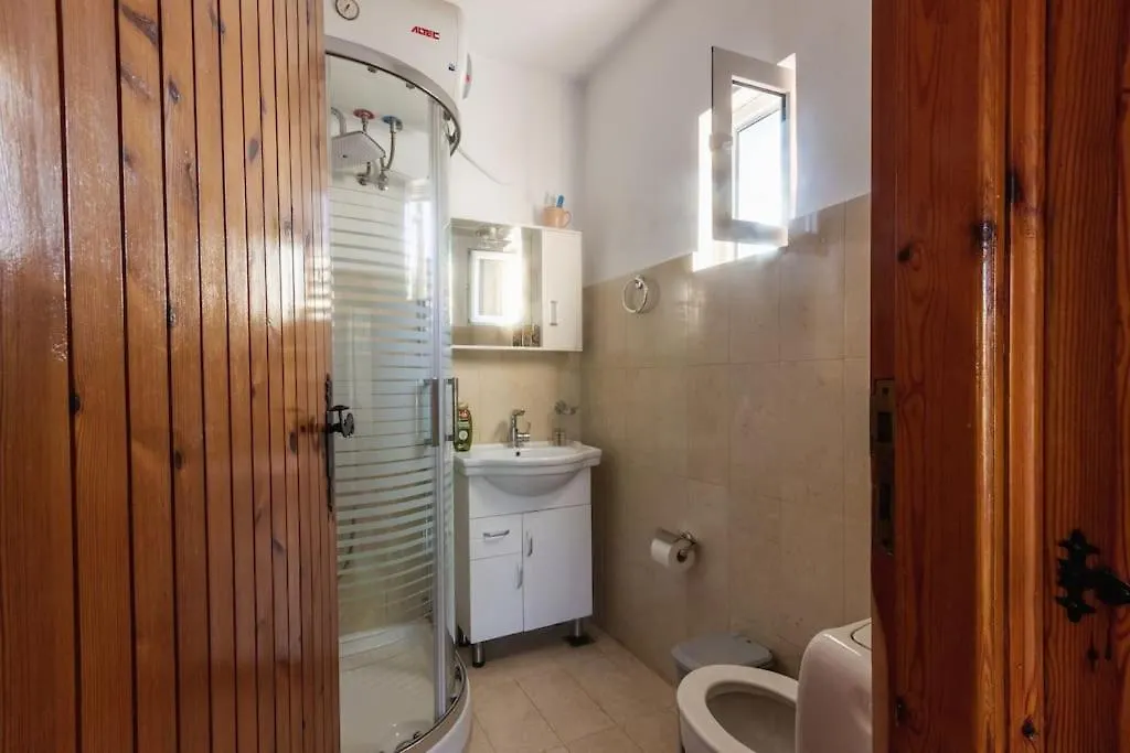 Koriani Farm Cottage Lixouri